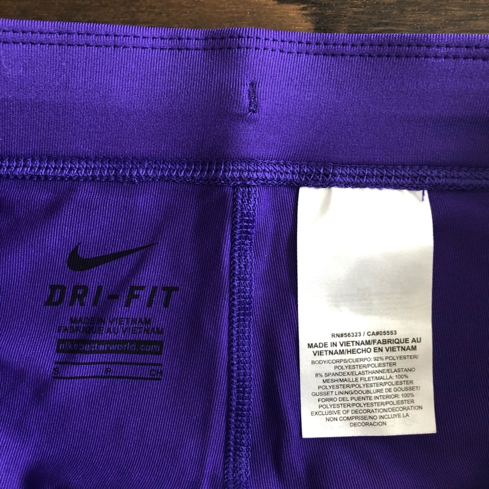 Nike Purple Dri Fit Shorts Sz Small - Picture 3 of 3
